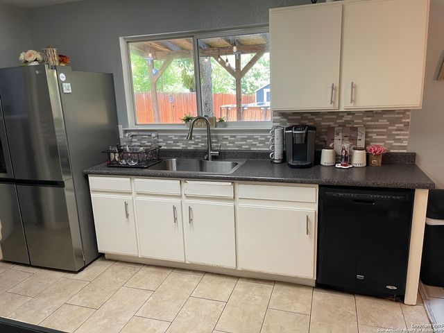 9858 MENARD CIR, San Antonio, TX 78245