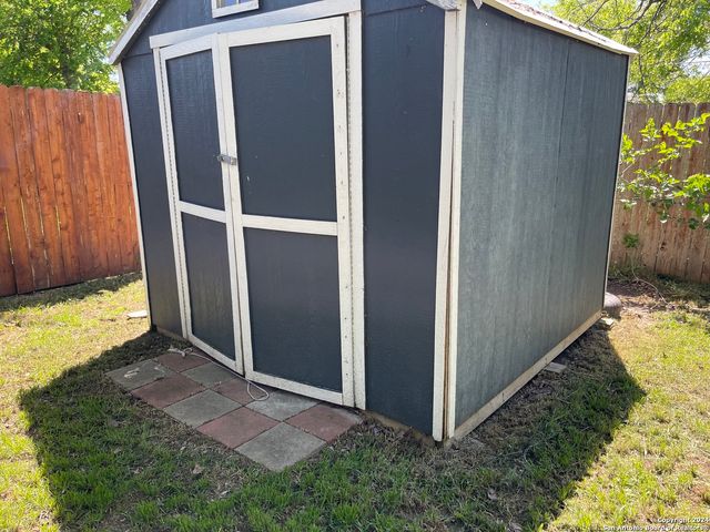 9858 MENARD CIR, San Antonio, TX 78245