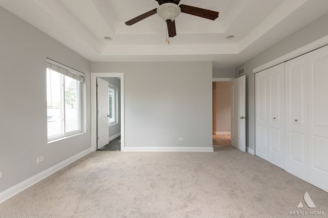 6120 W 98th Street, Oak Lawn, IL 60453