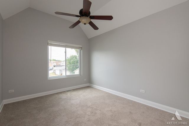 6120 W 98th Street, Oak Lawn, IL 60453