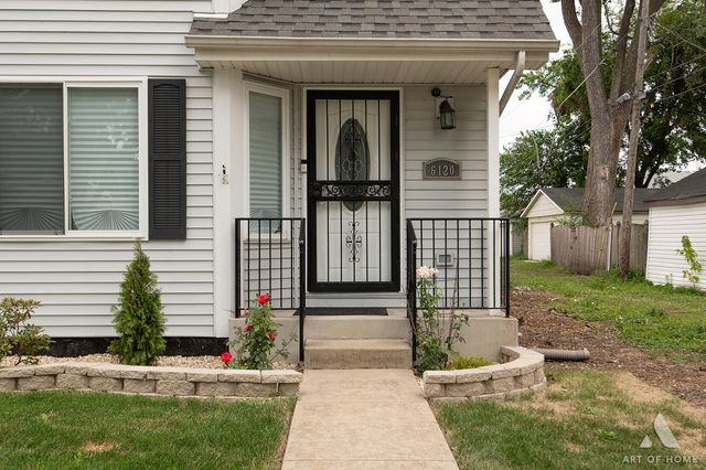 6120 W 98th Street, Oak Lawn, IL 60453