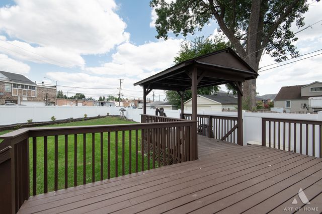 6120 W 98th Street, Oak Lawn, IL 60453
