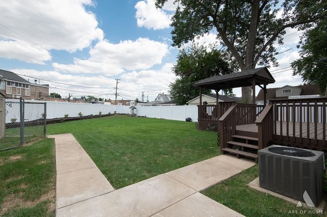 6120 W 98th Street, Oak Lawn, IL 60453