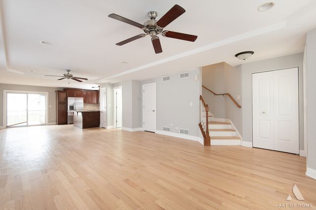 6120 W 98th Street, Oak Lawn, IL 60453