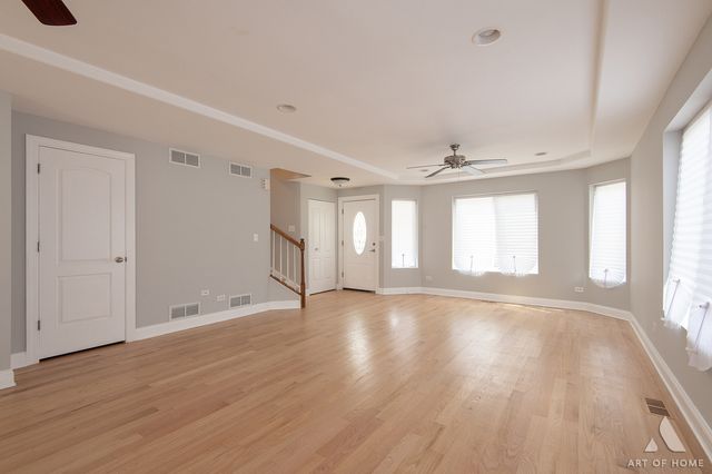 6120 W 98th Street, Oak Lawn, IL 60453