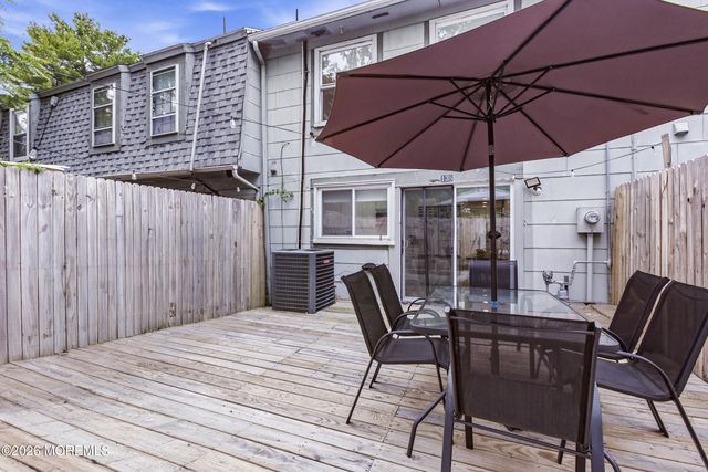 138 Stratford Place, Lakewood, NJ 08701