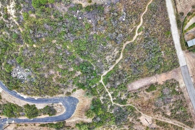 25183 Jesmond Dene Rd, Escondido, CA 92026