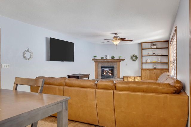 4304 Meadowlark LANE, La Crosse, WI 54601