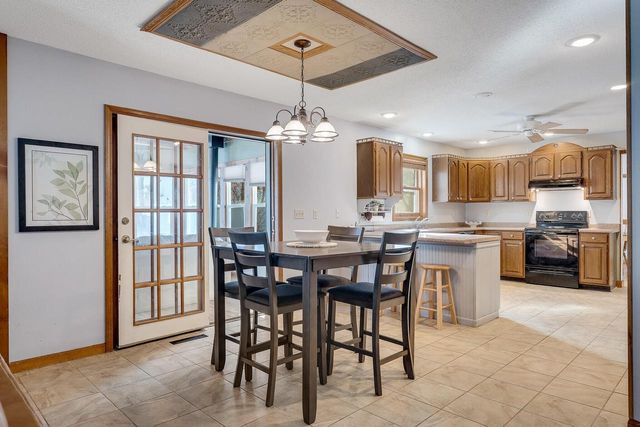 4304 Meadowlark LANE, La Crosse, WI 54601