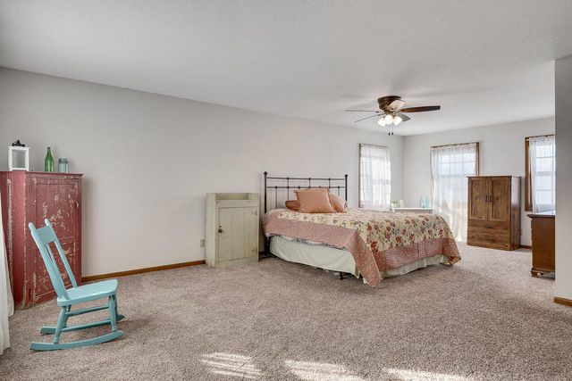 4304 Meadowlark LANE, La Crosse, WI 54601