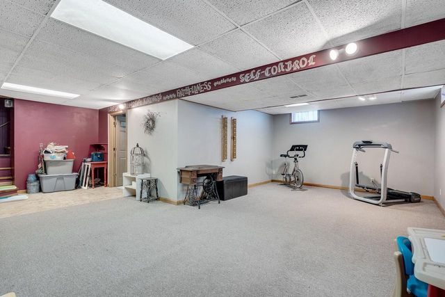 4304 Meadowlark LANE, La Crosse, WI 54601