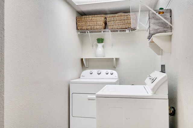 4304 Meadowlark LANE, La Crosse, WI 54601