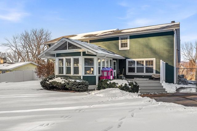 4304 Meadowlark LANE, La Crosse, WI 54601