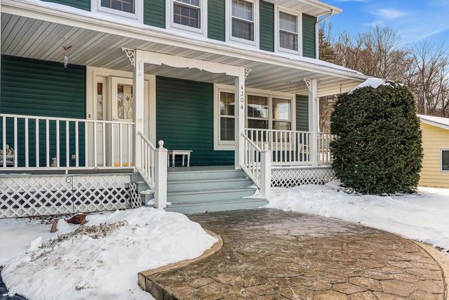 4304 Meadowlark LANE, La Crosse, WI 54601