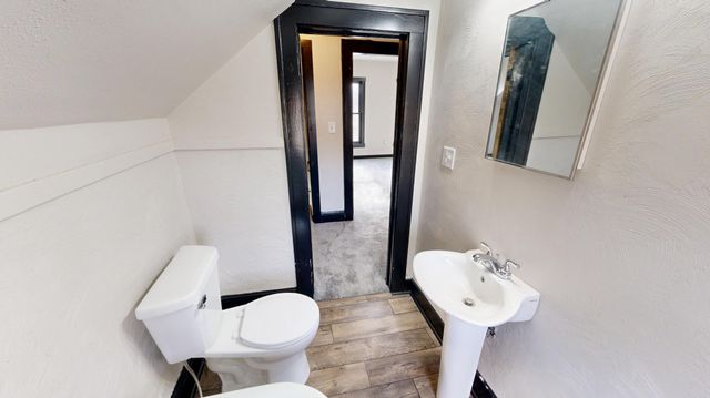 203 Trott Avenue SE, Willmar, MN 56201