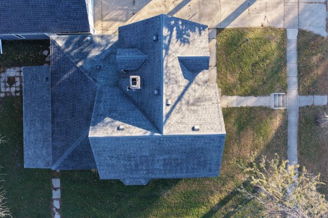 203 Trott Avenue SE, Willmar, MN 56201