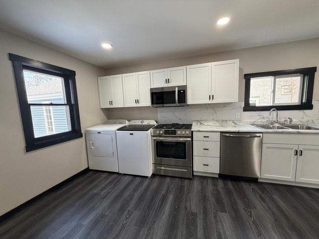 203 Trott Avenue SE, Willmar, MN 56201