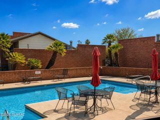 4306 E Fort Lowell Road # 57, Tucson, AZ 85712