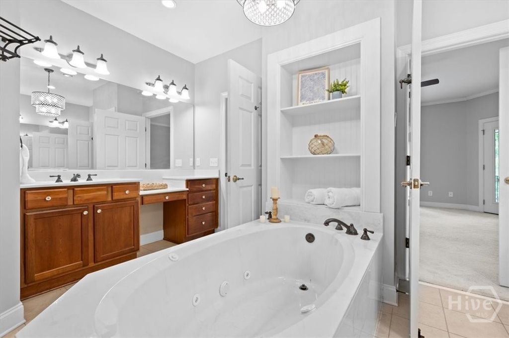 Image 37 of property listing at 2604 River Oaks Drive, Richmond Hill, GA 31324