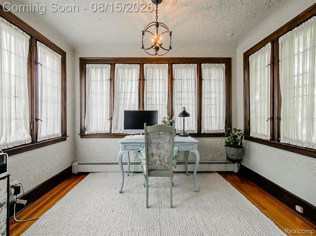 321 Aqua Court, Royal Oak, MI 48073