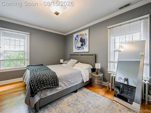 321 Aqua Court, Royal Oak, MI 48073