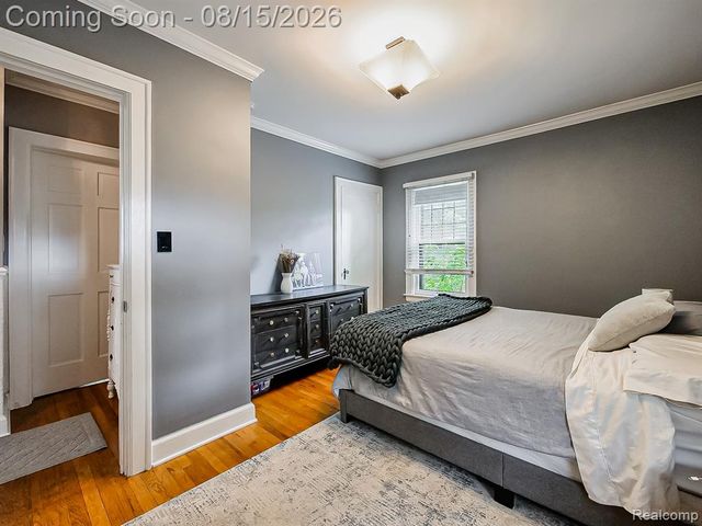 321 Aqua Court, Royal Oak, MI 48073