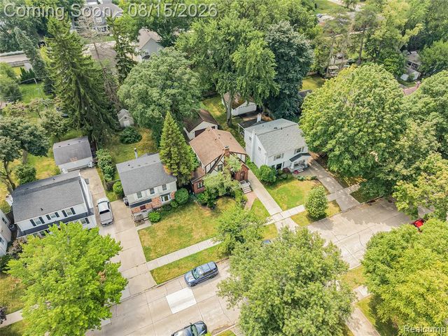321 Aqua Court, Royal Oak, MI 48073