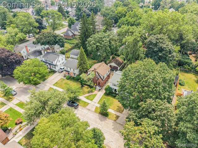 321 Aqua Court, Royal Oak, MI 48073