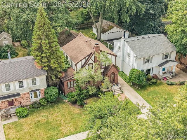 321 Aqua Court, Royal Oak, MI 48073