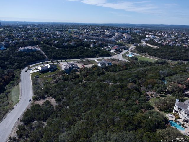 619 Winding Ravine, San Antonio, TX 78258