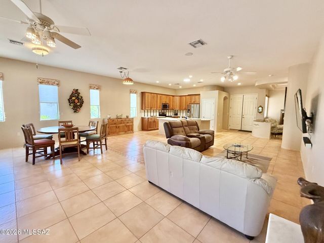 5108 S Vía Loma Verde, Green Valley, AZ 85622
