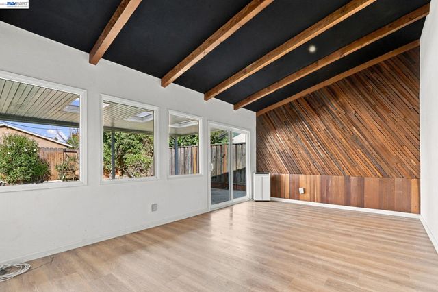 39628 Banyan Tree Rd, Fremont, CA 94538