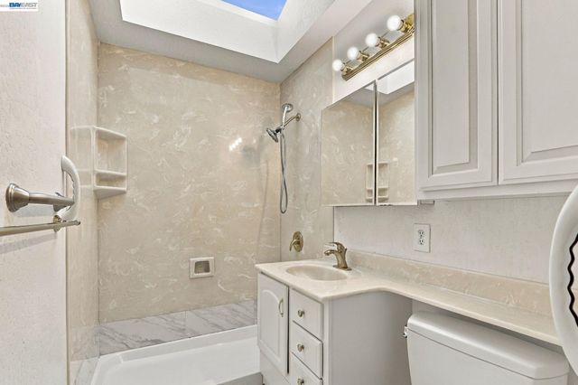 39628 Banyan Tree Rd, Fremont, CA 94538