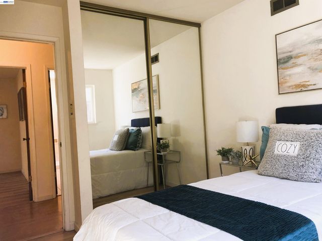 39628 Banyan Tree Rd, Fremont, CA 94538