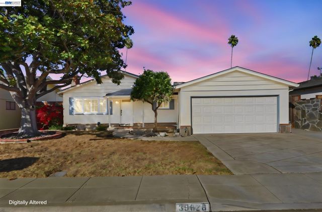 39628 Banyan Tree Rd, Fremont, CA 94538