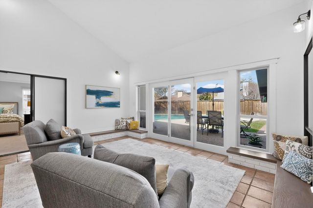 6945 Mill Falls Drive, Dallas, TX 75248