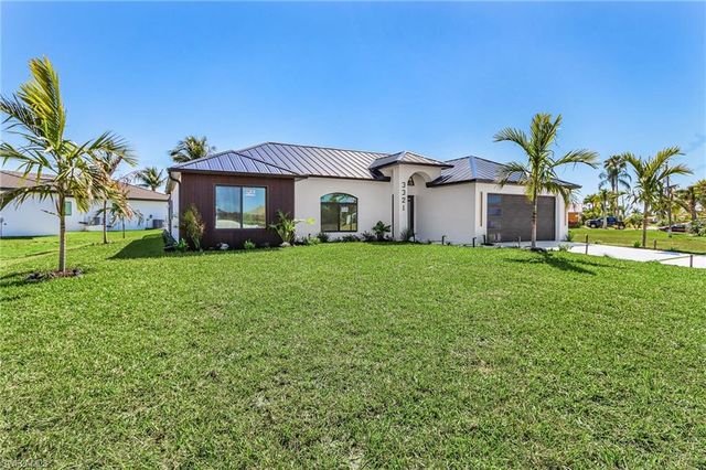 3321 SW 29th AVE, Cape Coral, FL 33914