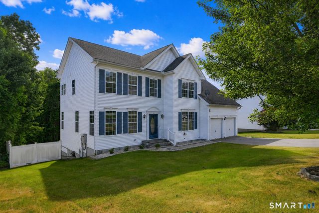 46 Auburn Way, Torrington, CT 06790