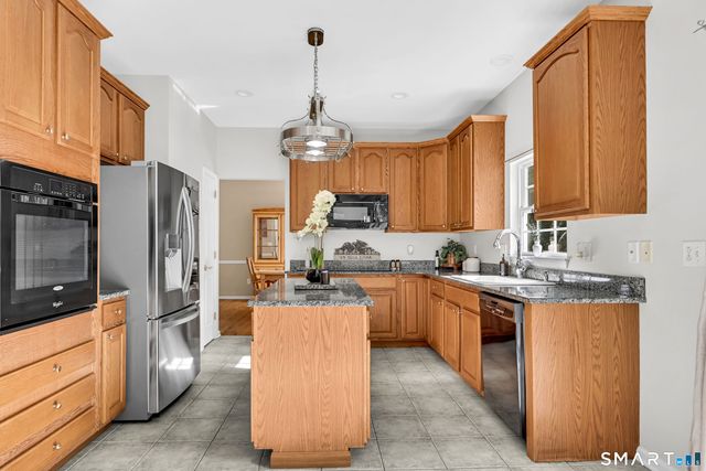 46 Auburn Way, Torrington, CT 06790