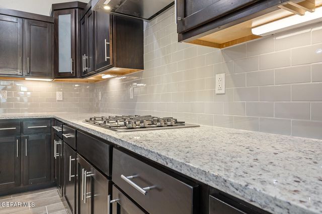 11852 Barrenkale Place, El Paso, TX 79934