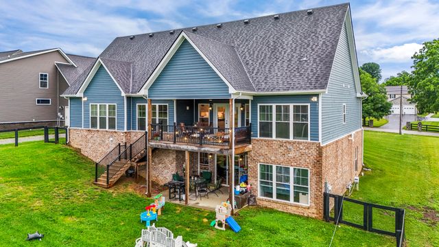 104 Kirk Drive, Nicholasville, KY 40356