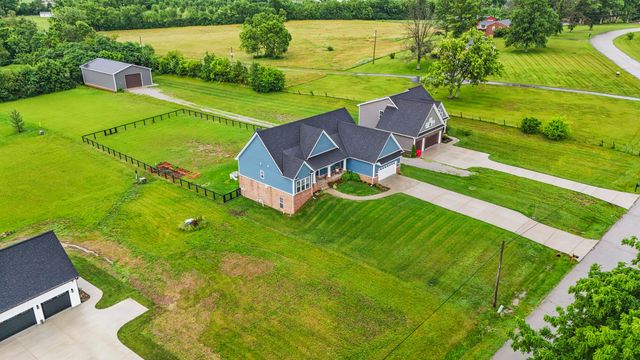 104 Kirk Drive, Nicholasville, KY 40356