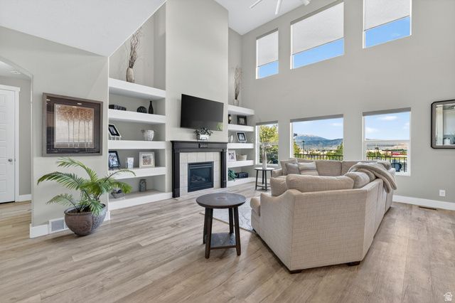 4087 W GREAT NECK DR, South Jordan, UT 84009