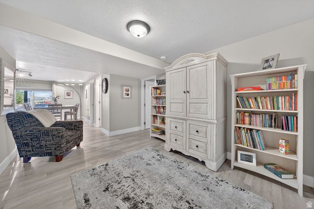 4087 W GREAT NECK DR, South Jordan, UT 84009