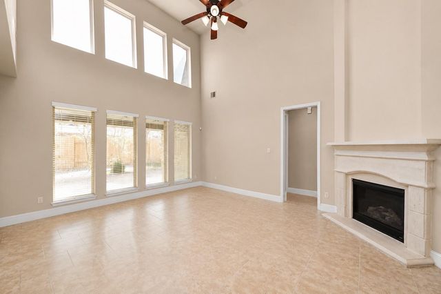 119 Meadow Run Drive, Conroe, TX 77384
