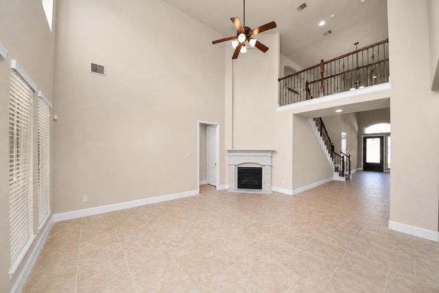 119 Meadow Run Drive, Conroe, TX 77384