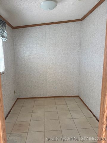 14115 Whispering Meadows, Kingston, OK 73439