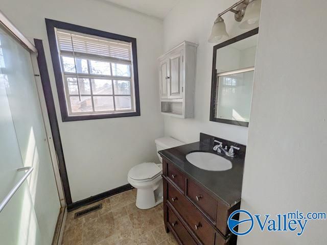 1022 Lindsey Drive, Centre, AL 35960