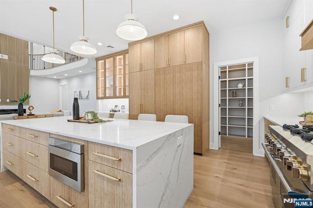 33 Tower Road, Livingston, NJ 07039