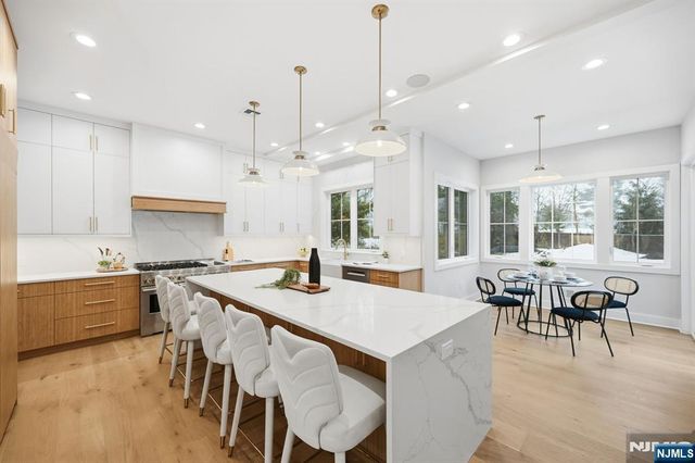 33 Tower Road, Livingston, NJ 07039